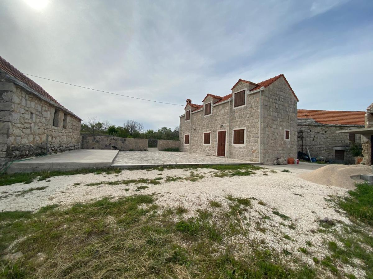 Stone Cottage Aria Velika Čista 外观 照片