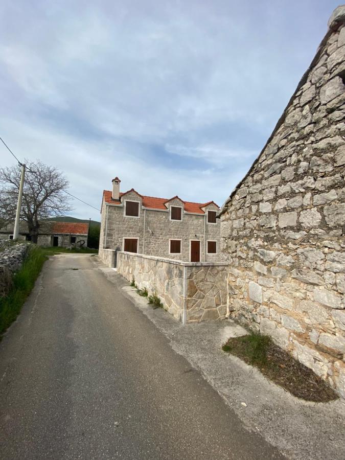 Stone Cottage Aria Velika Čista 外观 照片