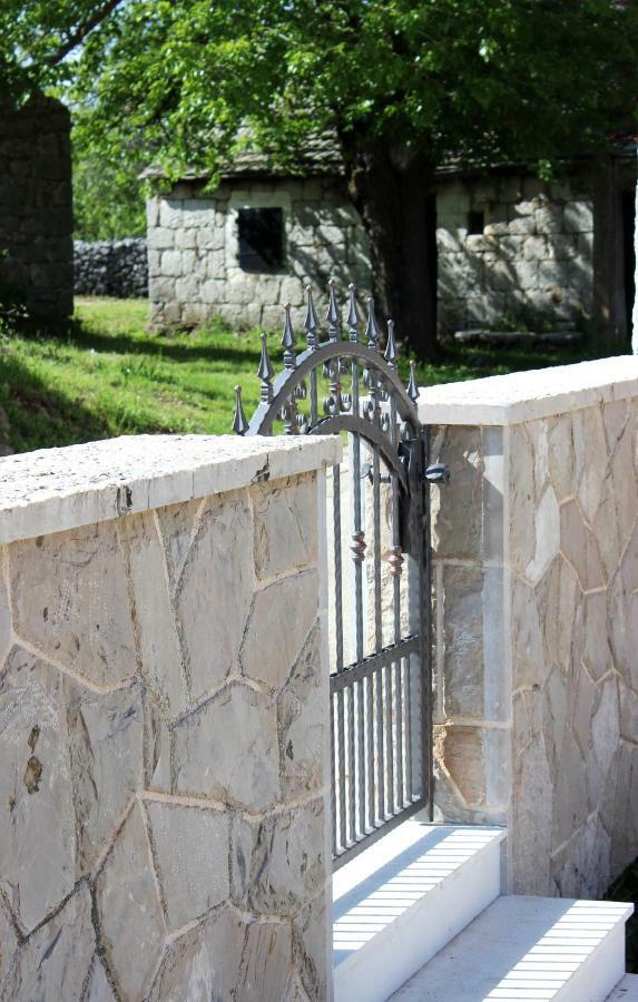 Stone Cottage Aria Velika Čista 外观 照片