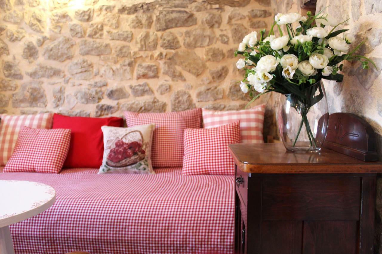 Stone Cottage Aria Velika Čista 外观 照片
